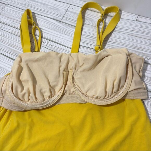 MAGICSUIT STRAPPY CROSSOVER UNDERWIRE SLIMMING TANKINI TOP 12 YELLOW - Picture 5 of 10